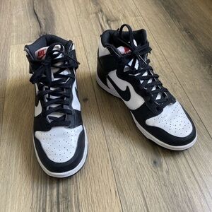 Nike Women’s High Top Panda Dunks